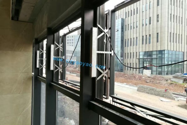 鏈條式開窗器的維護與使用