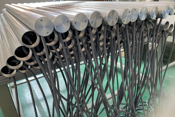 三角型電動(dòng)通風(fēng)排煙天窗的作用,電動(dòng)開(kāi)啟窗扇