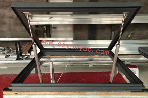 螺桿式電動(dòng)開窗器與電動(dòng)推桿的用途有哪些區(qū)別