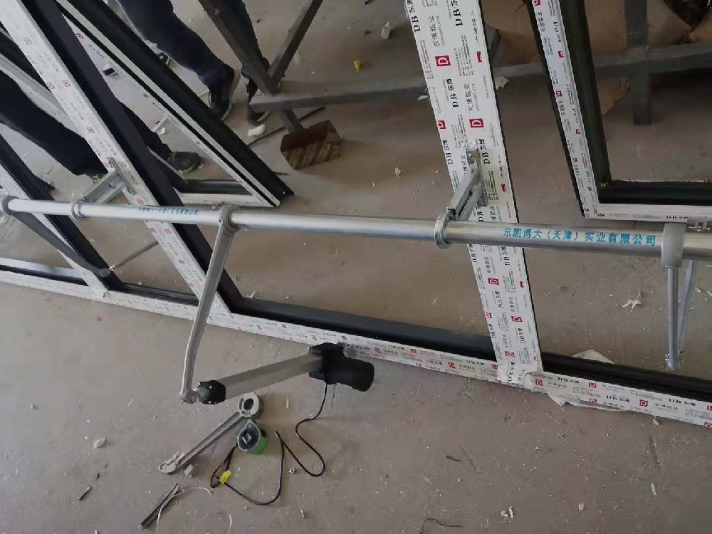 曲臂式開窗機由哪些?電動曲臂開窗機的安裝方法?