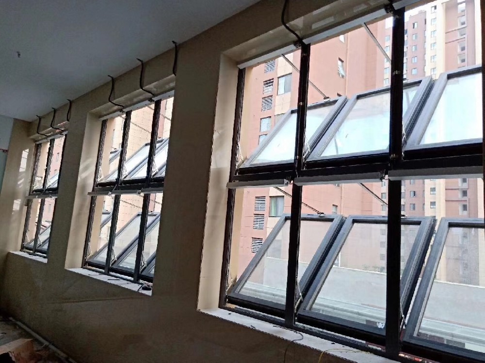 鏈條式電動開窗器的安裝方法,開窗器安裝